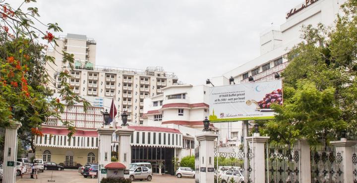 Ambassador Pallava Chennai Exterior photo