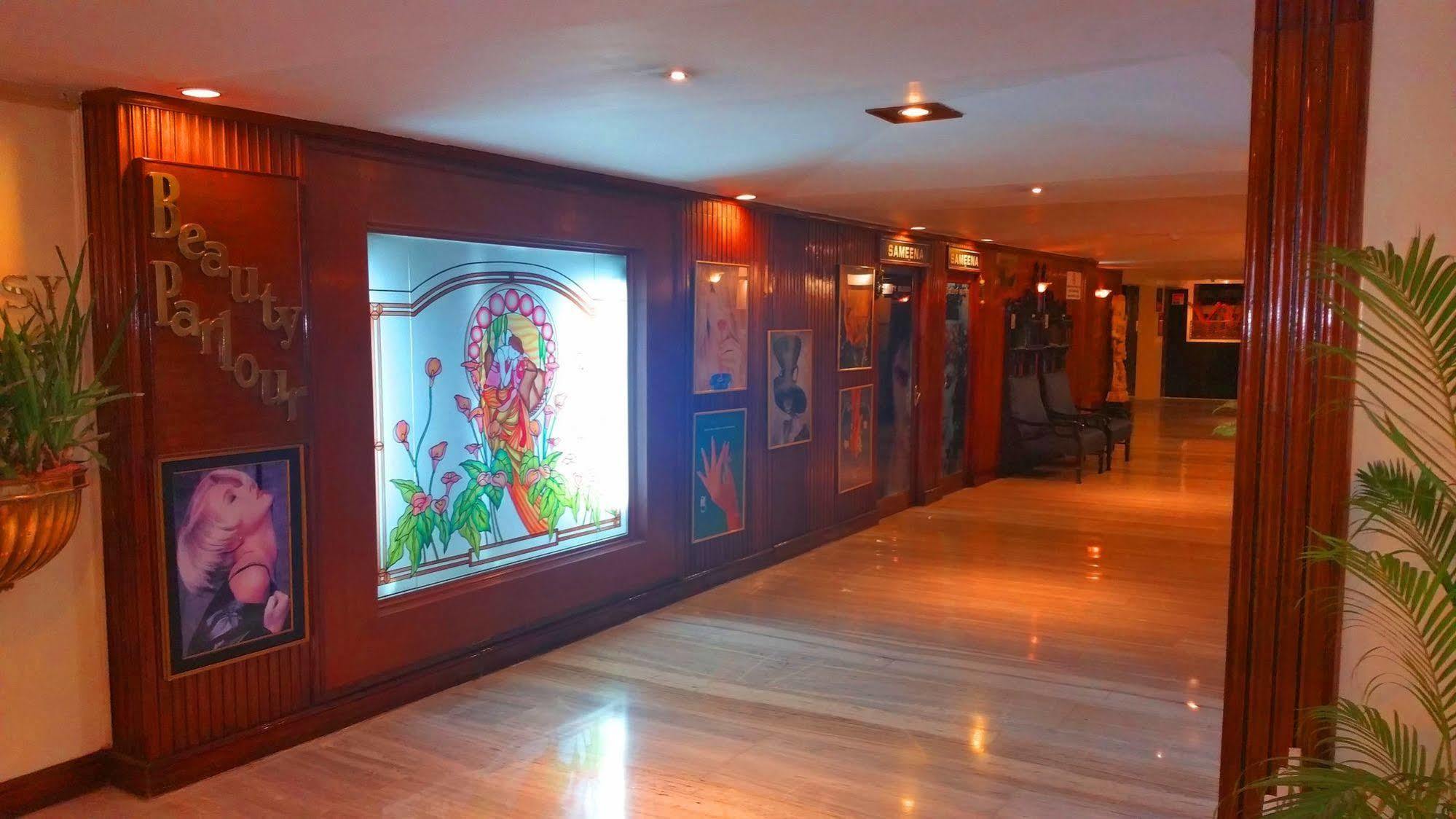 Ambassador Pallava Chennai Exterior photo
